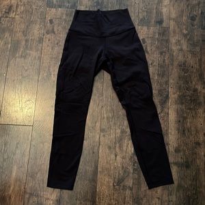 Lululemon High Rise Wunder Under 7/8 length, 6